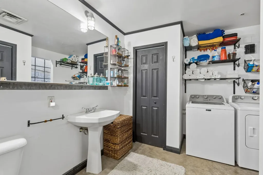 1122 Jackson Street Dallas TX 75202