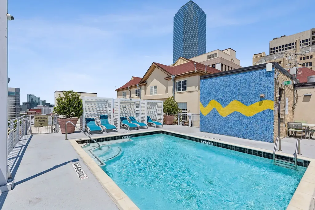 1122 Jackson Street Dallas TX 75202