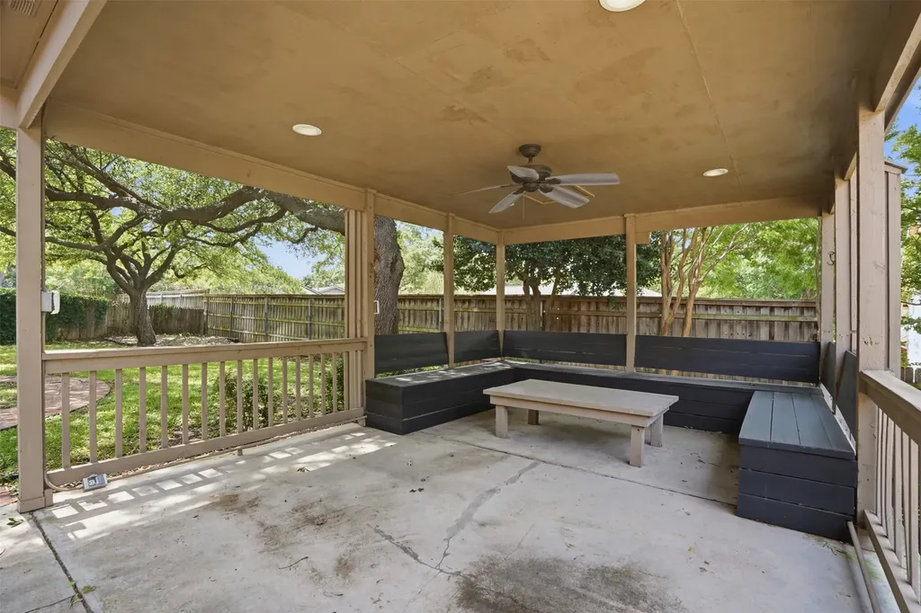 3812 Lands End Street Fort Worth TX 76109