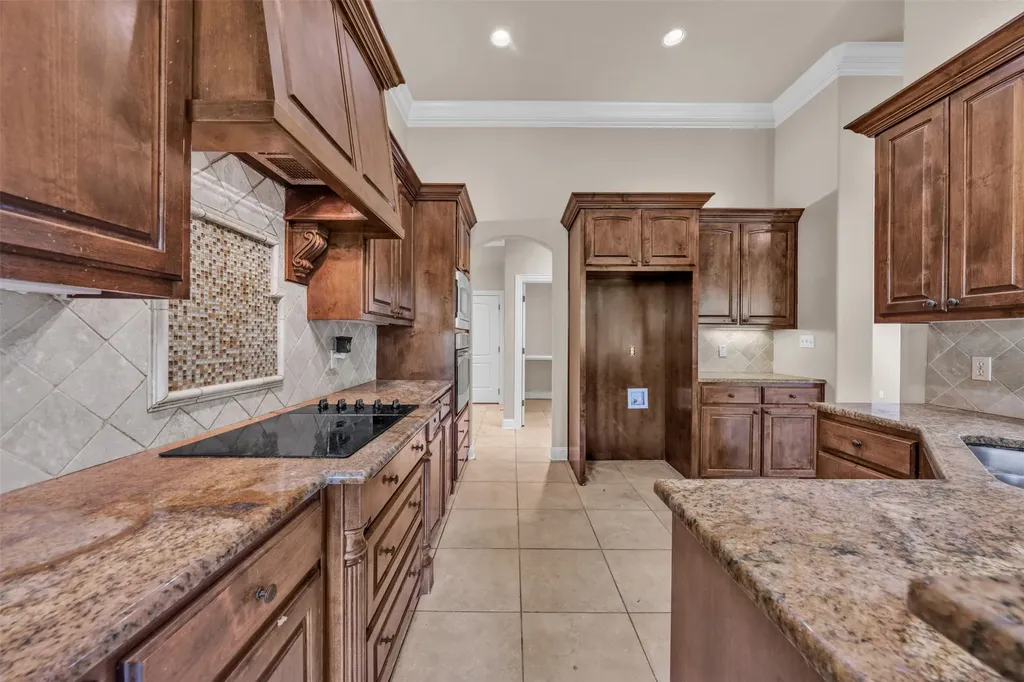 335 Edinburgh Lane Waco TX 76712
