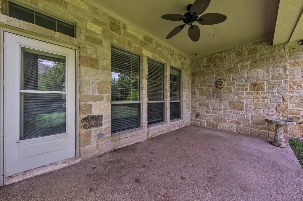 335 Edinburgh Lane Waco TX 76712