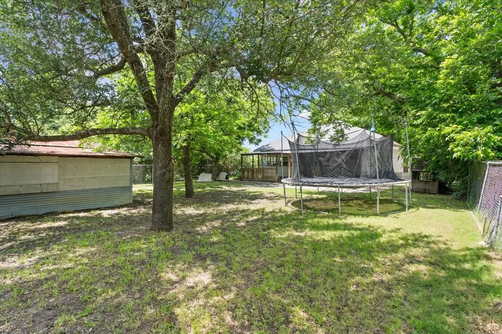 102 S Hogan Street Holland TX 76534