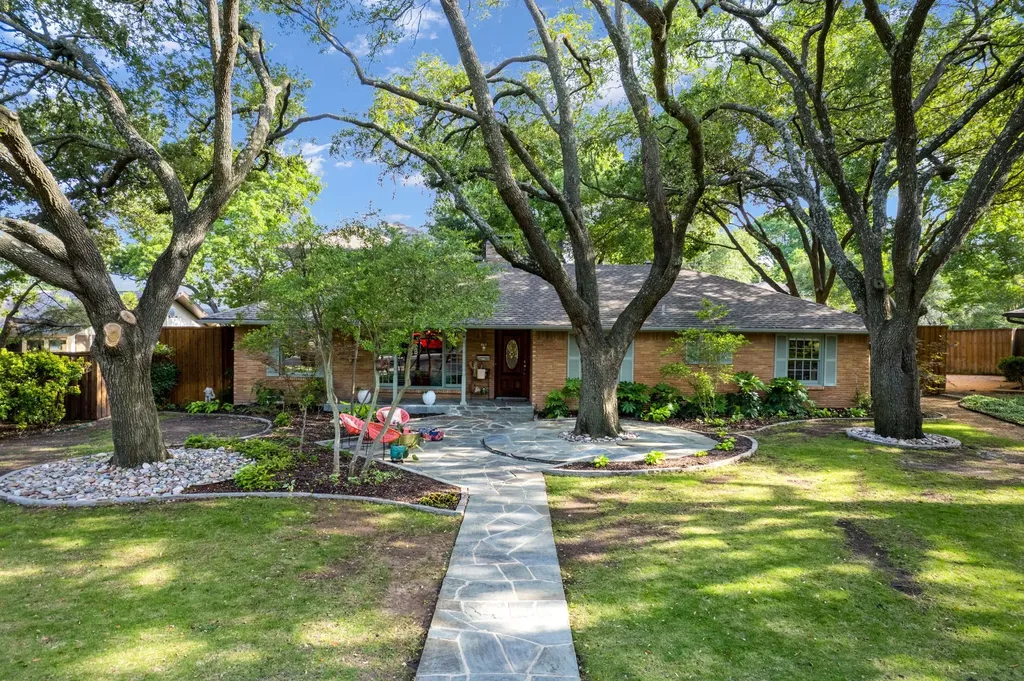 Richardson TX, 911 Saint Lukes Drive