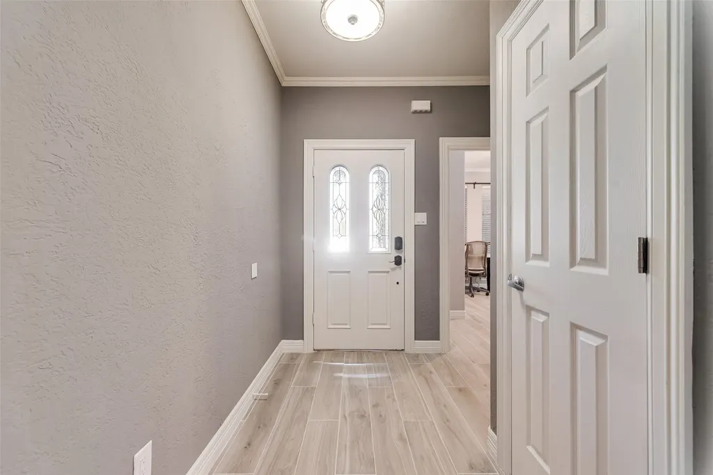 17060 Upper Bay Road Addison TX 75001