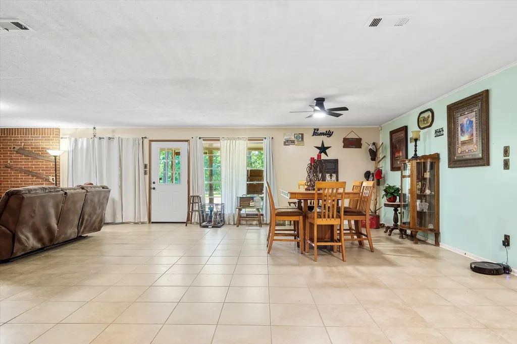 7611 Fm 314 Ben Wheeler TX 75754