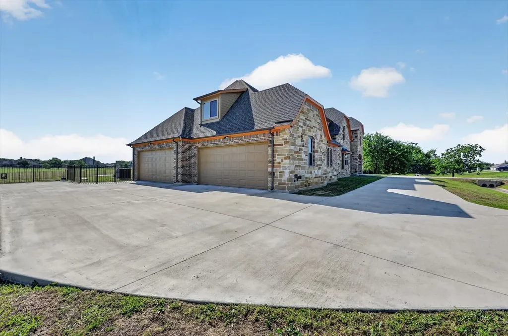 1710 Winding Creek Lane Rockwall TX 75032