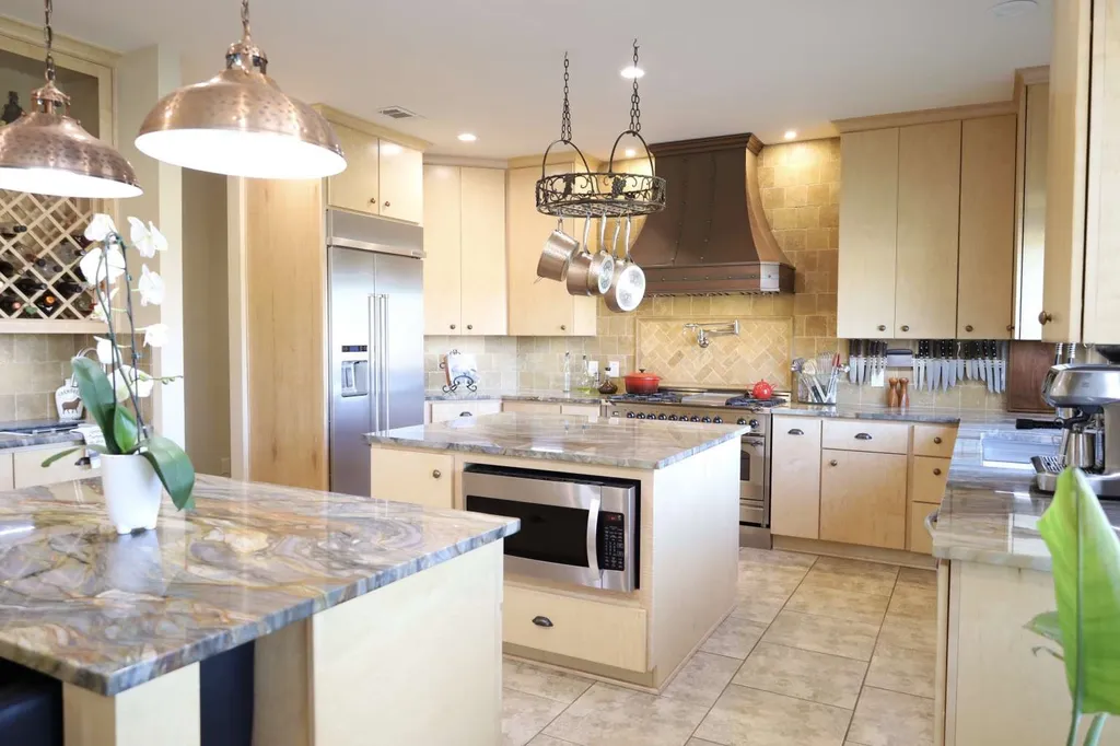 1125 County Road 230 Florence TX 76527
