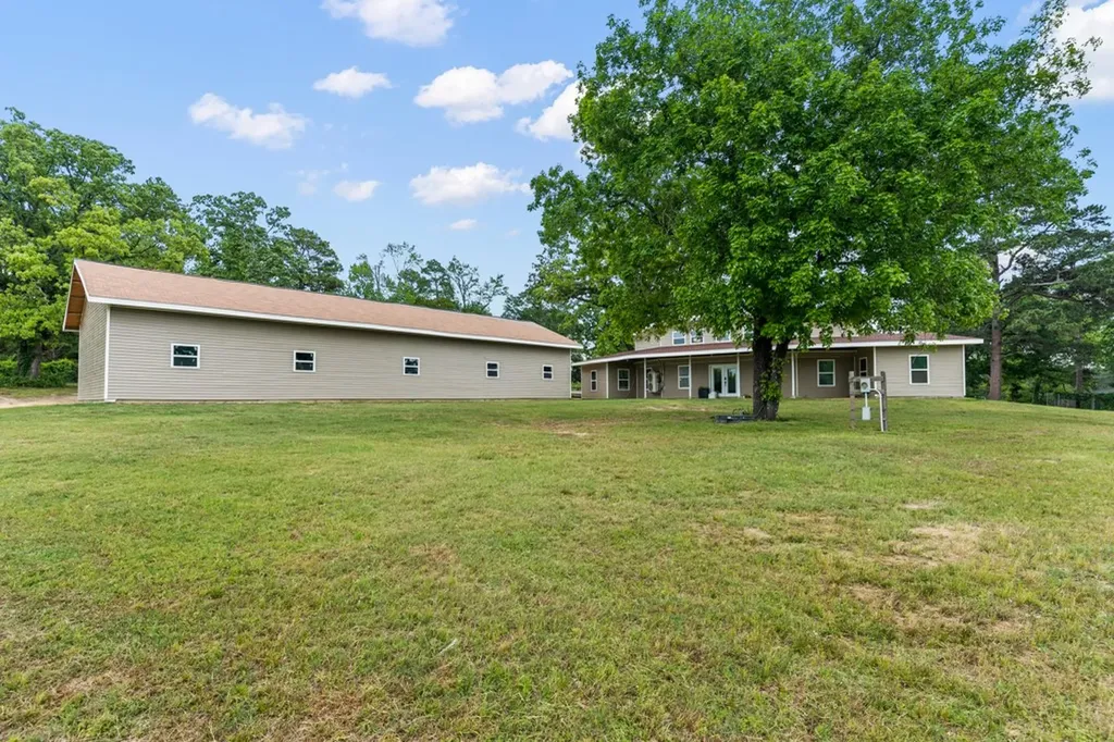 1129 Holly Road Gilmer TX 75644