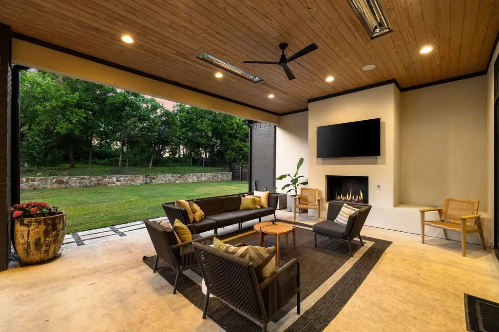 329 Renaissance Lane Heath TX 75032