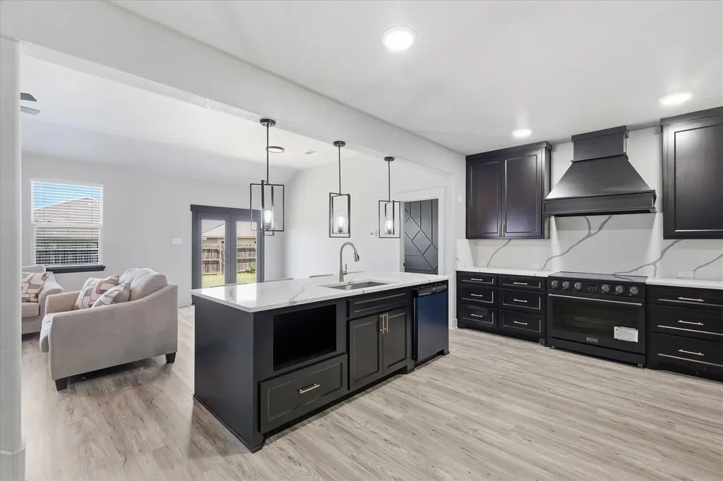 4216 Bridgestone Drive Fort Worth TX 76123