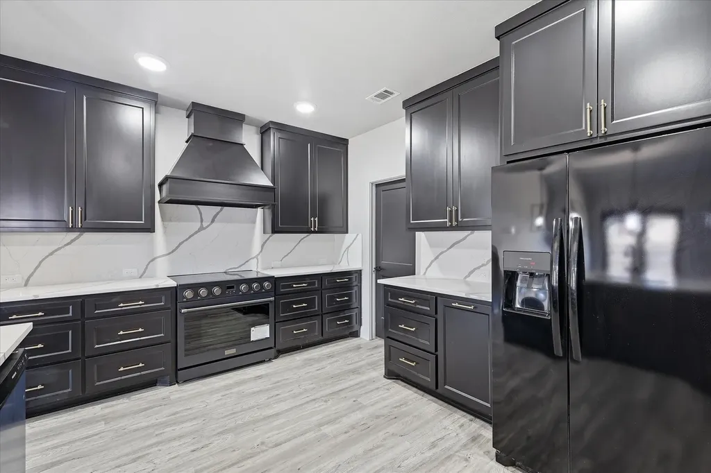 4216 Bridgestone Drive Fort Worth TX 76123