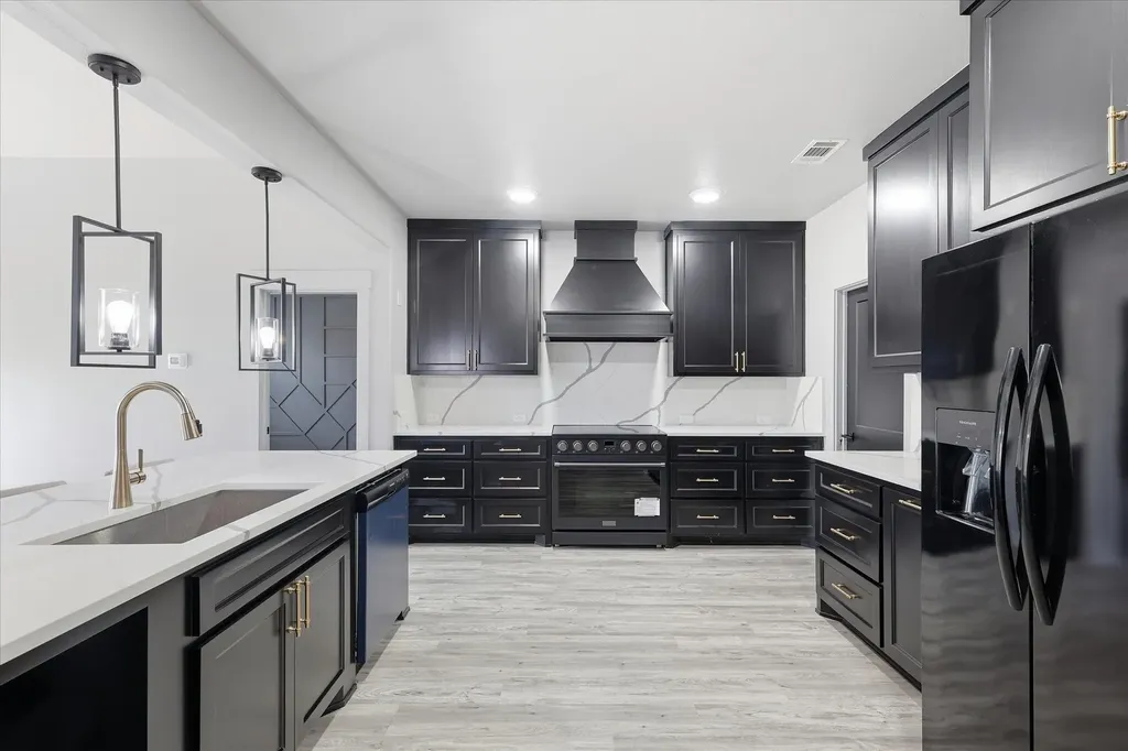 4216 Bridgestone Drive Fort Worth TX 76123