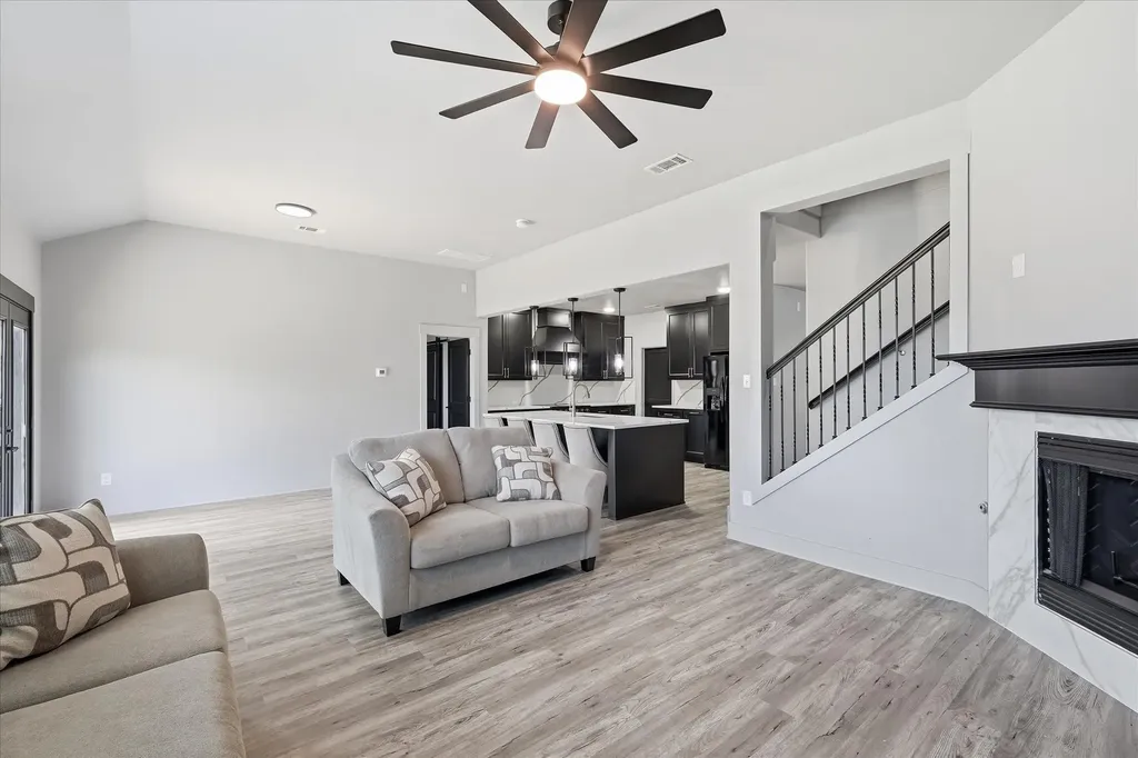 4216 Bridgestone Drive Fort Worth TX 76123