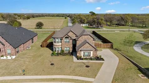 800 Beckington Drive Shady Shores TX 76208