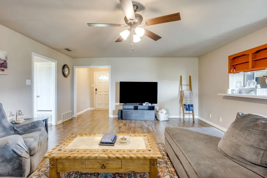 2516 County Road 415 Coyote Flats TX 76031