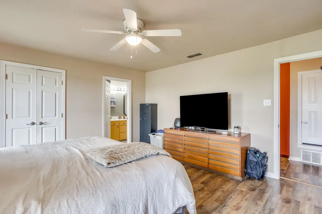 2516 County Road 415 Coyote Flats TX 76031