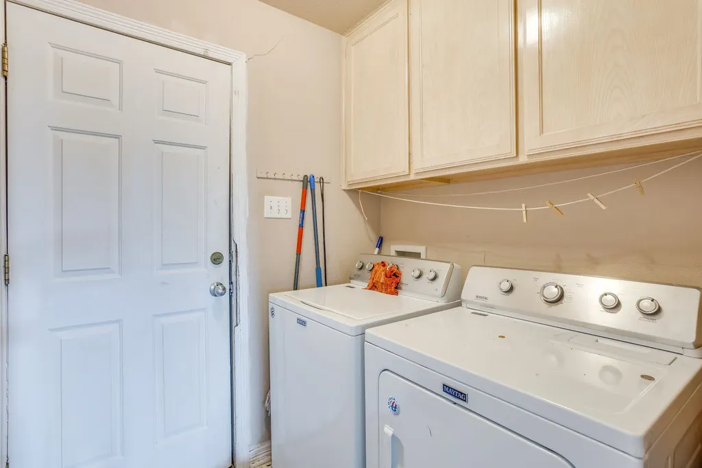 2516 County Road 415 Coyote Flats TX 76031