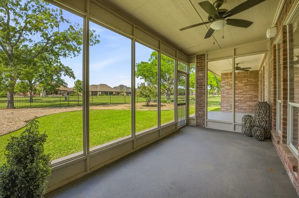 5900 Nutcracker Drive Granbury TX 76049