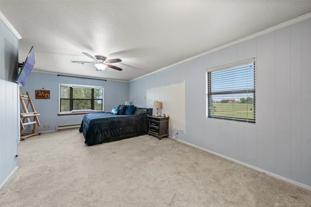 608 W Spring Street West TX 76691