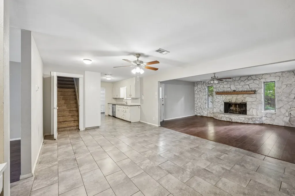 744 Willow Street Hurst TX 76053