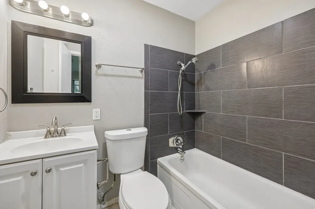 744 Willow Street Hurst TX 76053