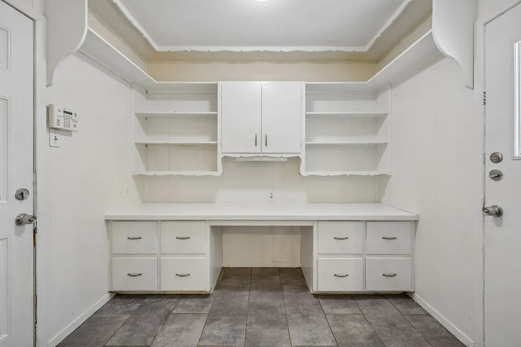 744 Willow Street Hurst TX 76053