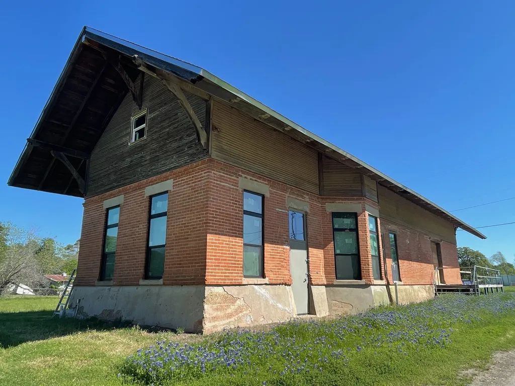 211 Main Street Rosser TX 75157