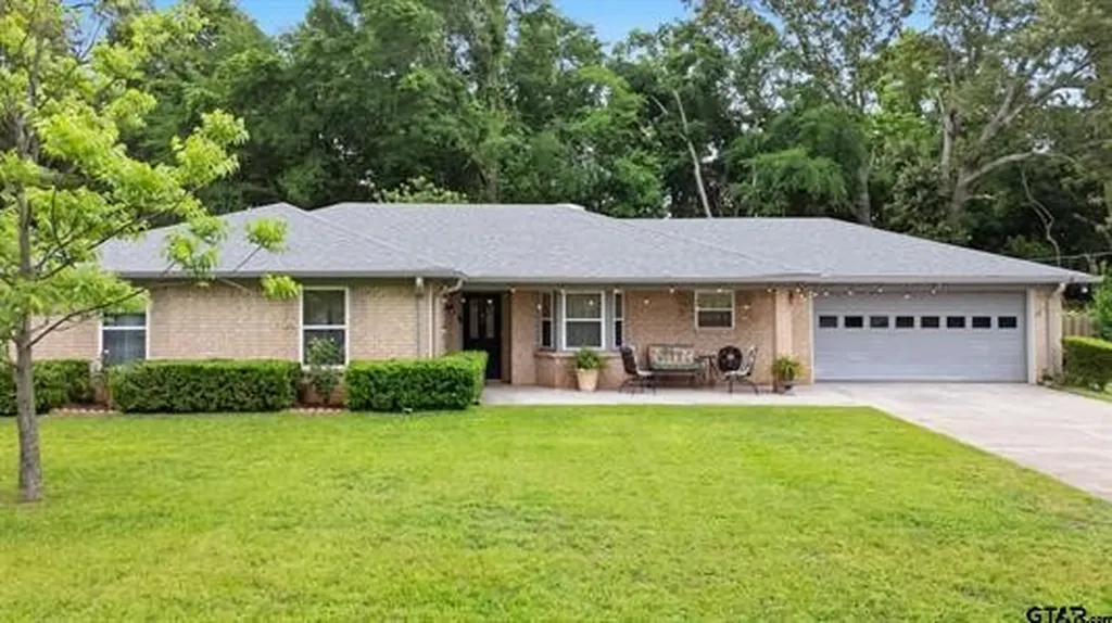 1201 Corey Drive Whitehouse TX 75791