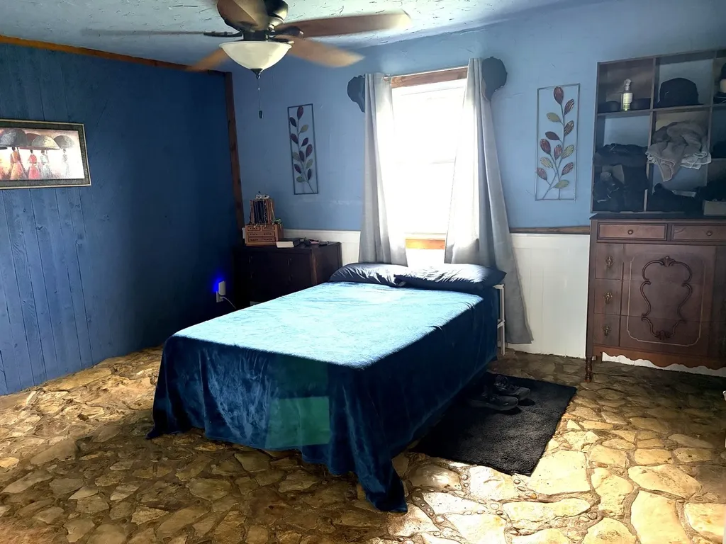 2515 Us Highway 77 Highway Lott TX 76656