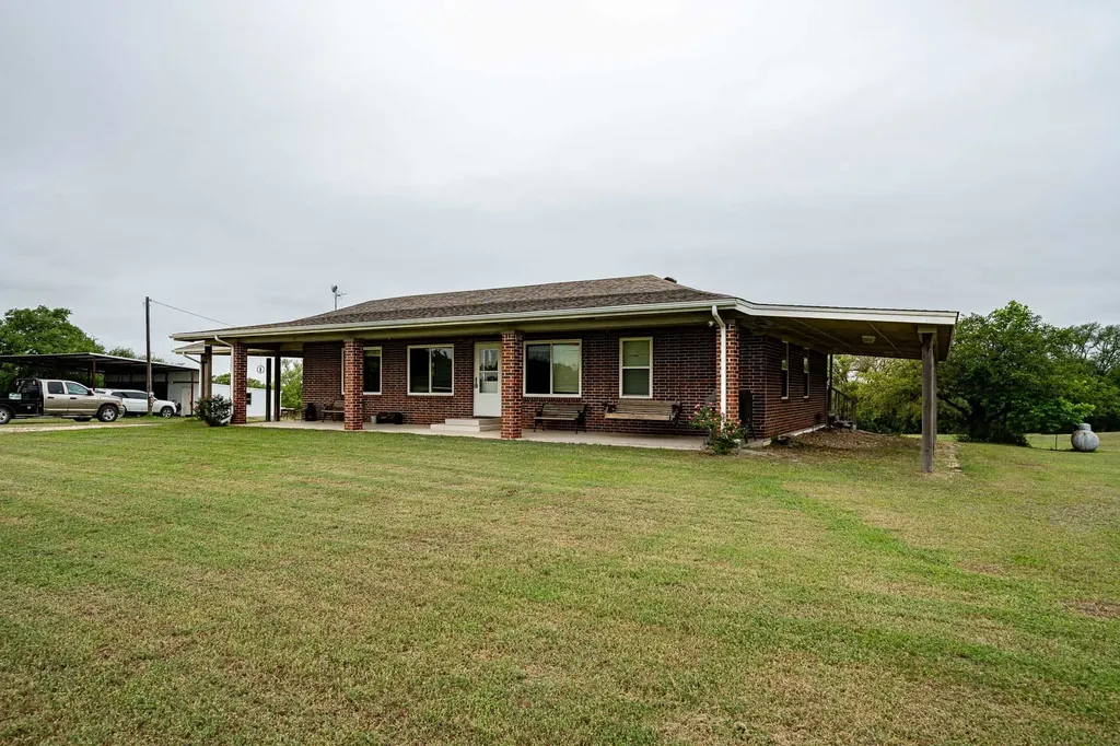 16271 Fm 880 S Cross Plains TX 76443