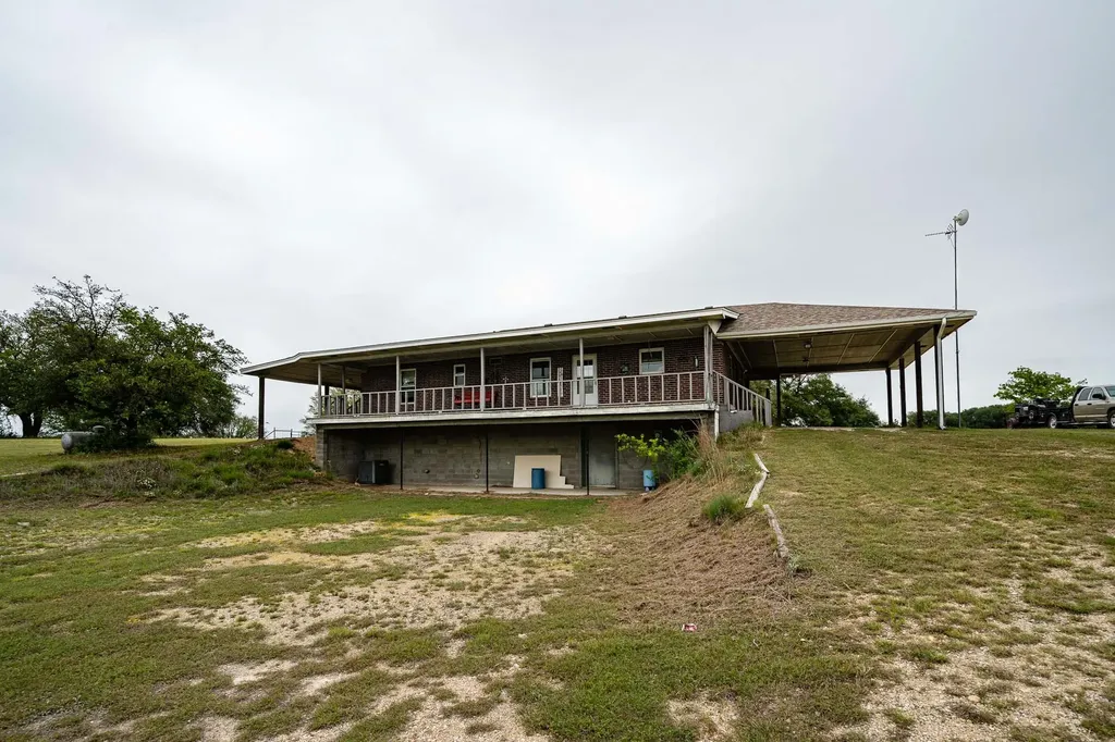 16271 Fm 880 S Cross Plains TX 76443