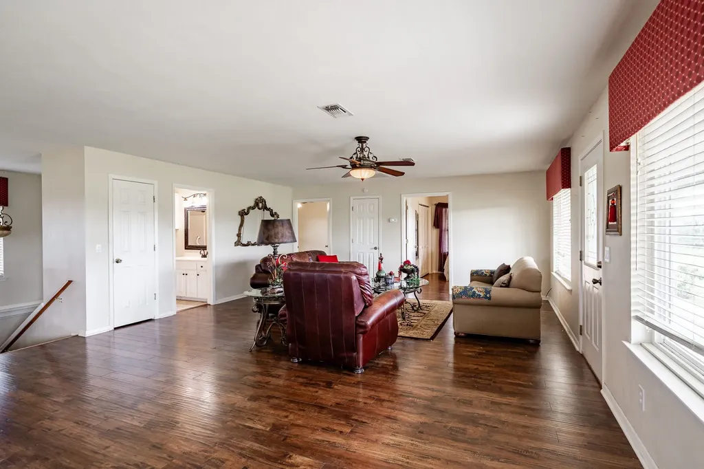 16271 Fm 880 S Cross Plains TX 76443