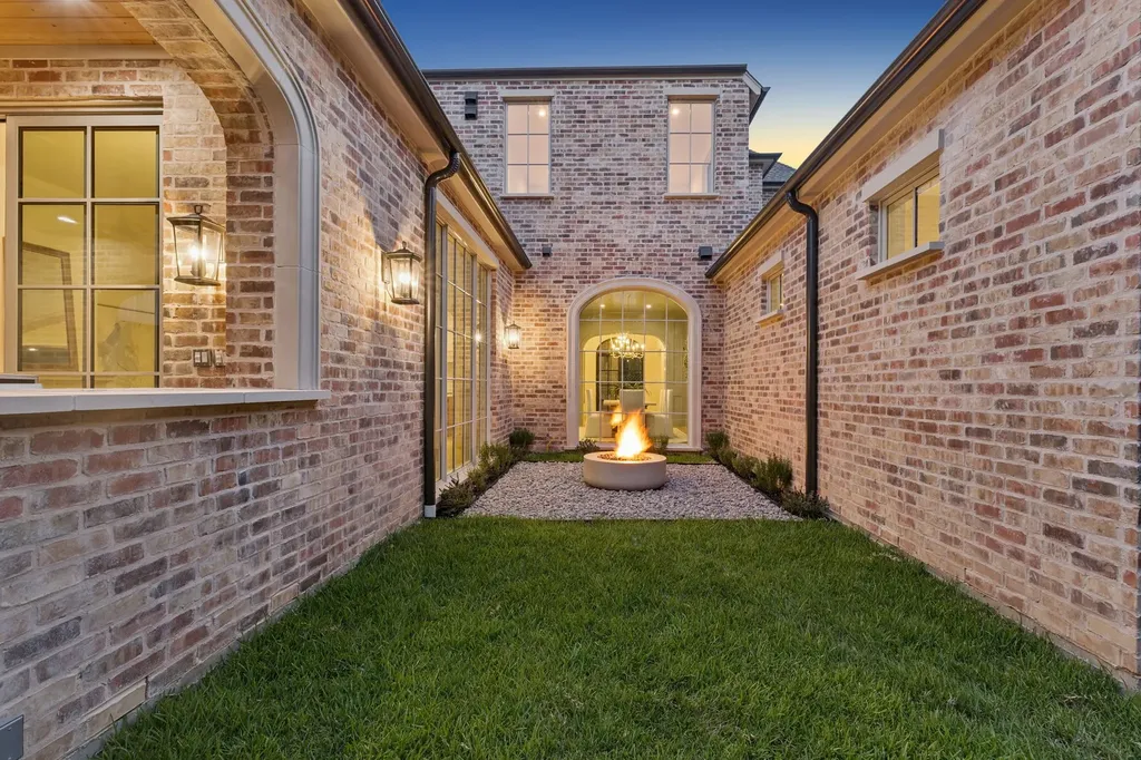6389 Memorial Drive Frisco TX 75034