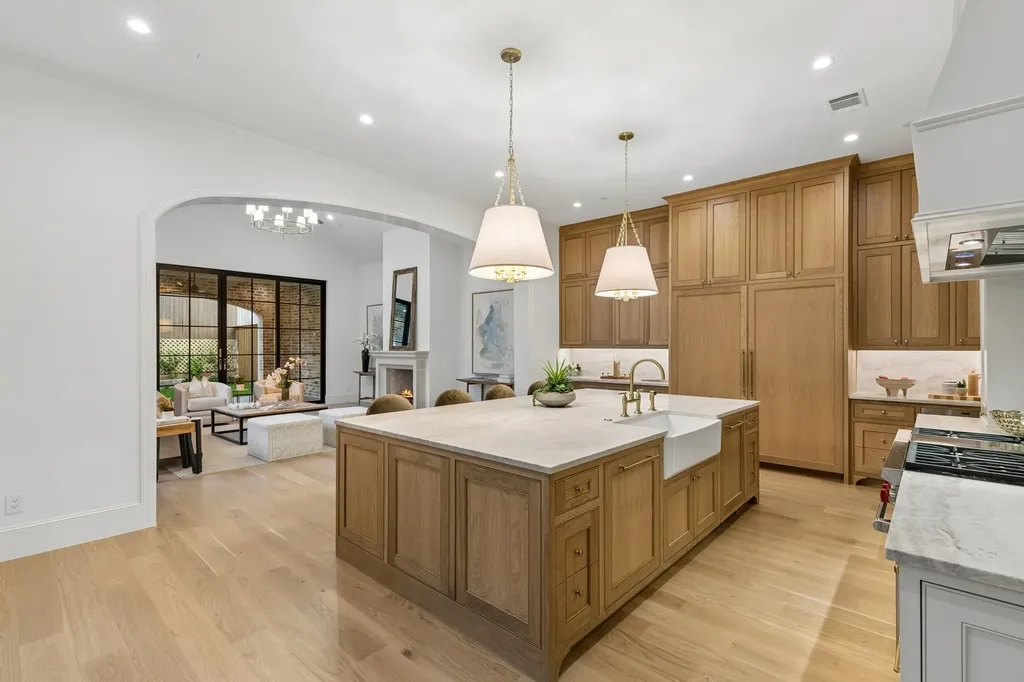 6389 Memorial Drive Frisco TX 75034