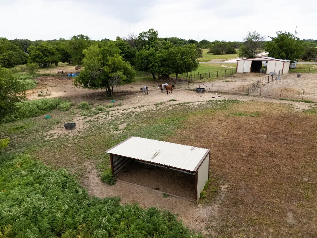 418 S Broadway Street Meridian TX 76665