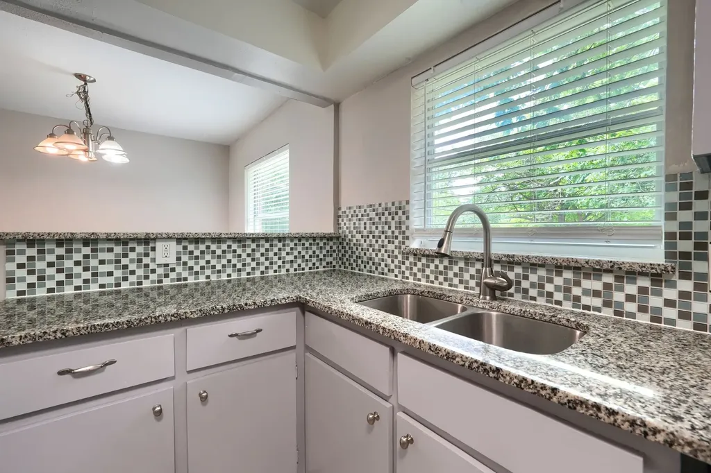 10628 Benbrook Drive Dallas TX 75228