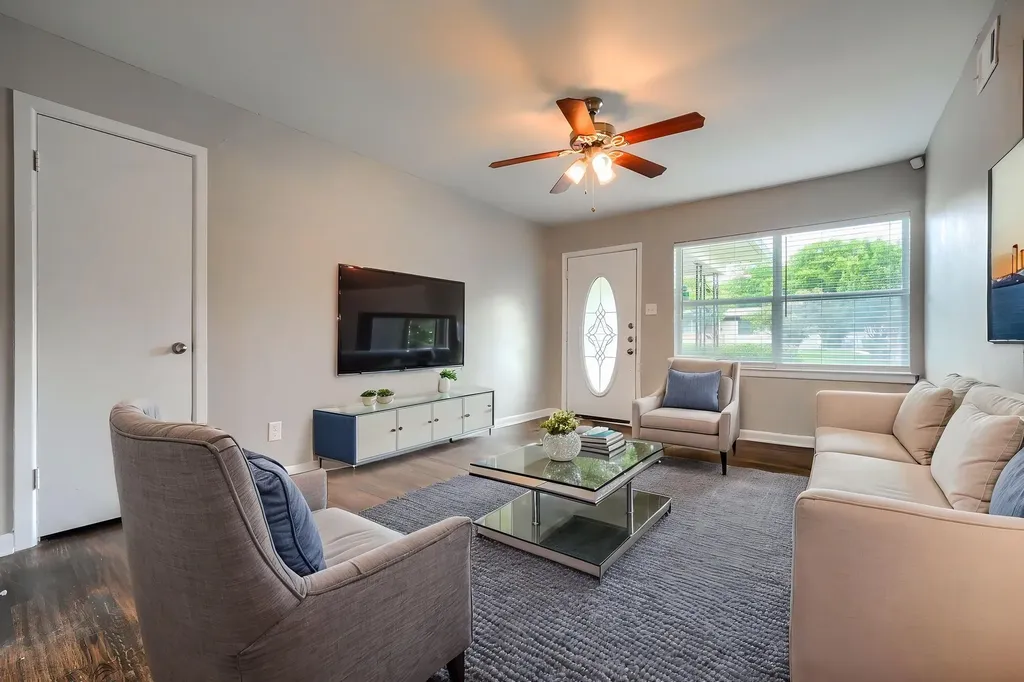 10628 Benbrook Drive Dallas TX 75228