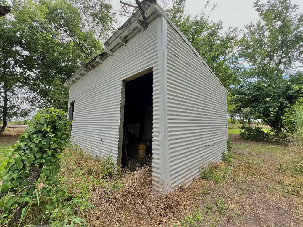 5910 Sh-34 Oak Ridge TX 75142