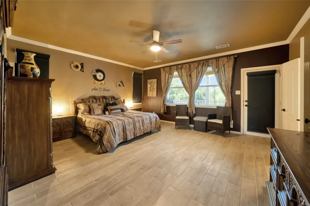 1413 Stone Mountain Parkway Savannah TX 76227