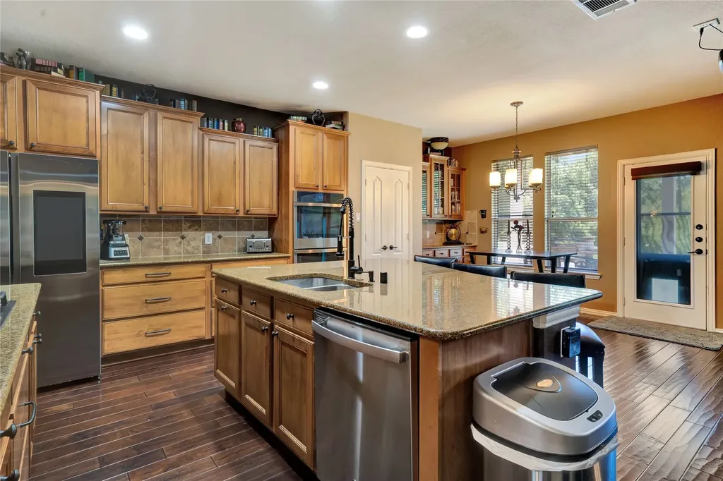 1413 Stone Mountain Parkway Savannah TX 76227