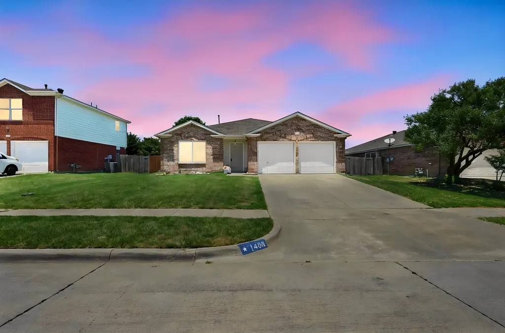 1409 Dundee Drive Arlington TX 76002