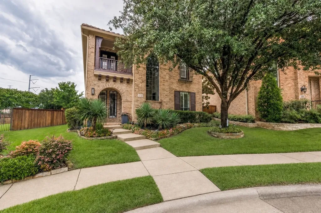 228 Concho Drive Irving TX 75039