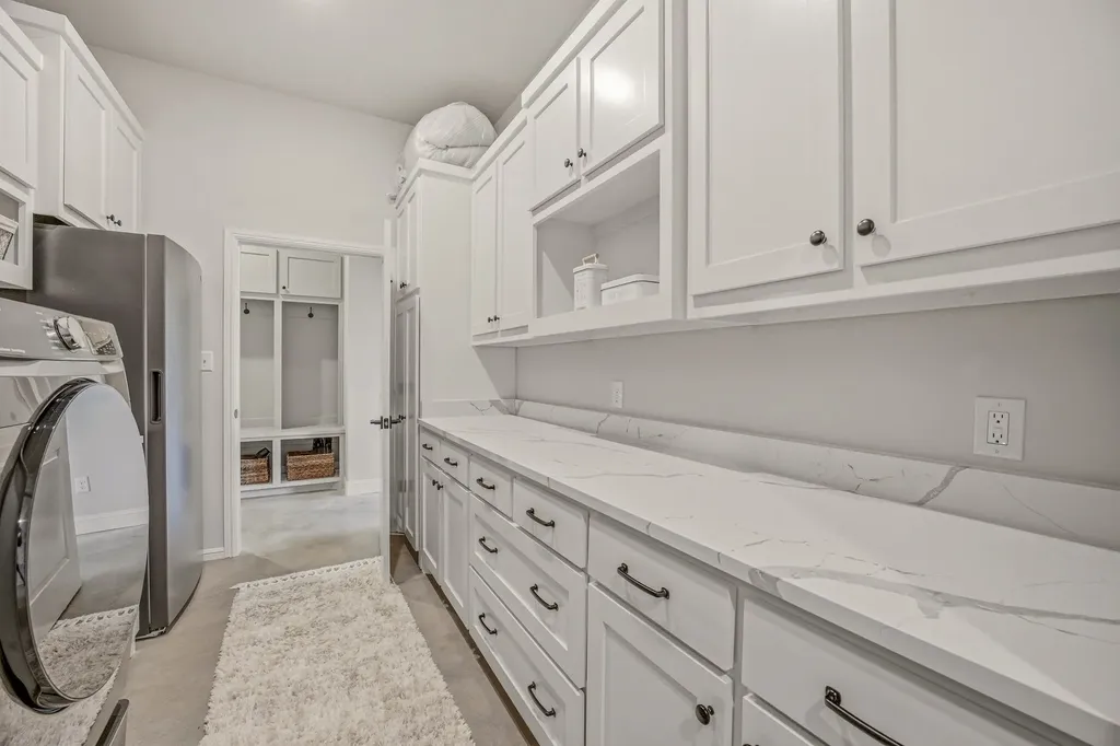 2025 Schooner Way Bluff Dale TX 76433