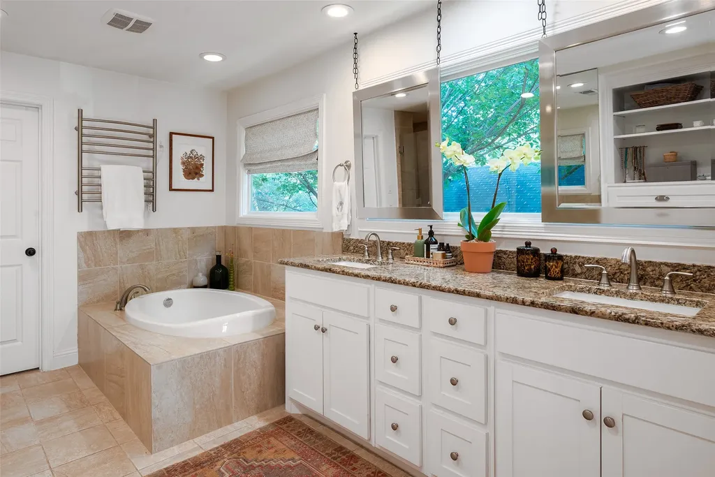 326 S Edgefield Avenue Dallas TX 75208