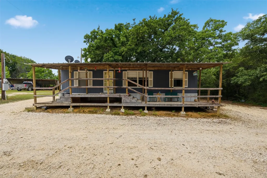 154 Hcr 1217 Blum TX 76627