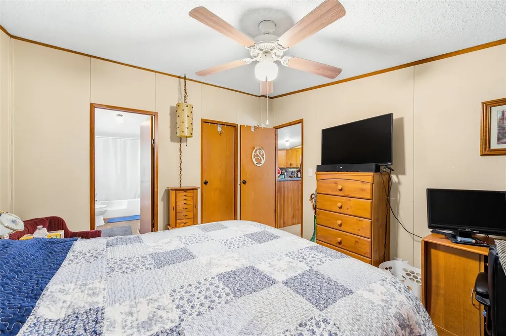 154 Hcr 1217 Blum TX 76627