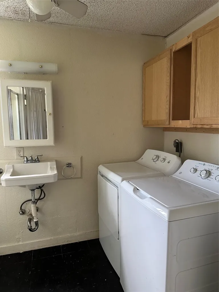 1130 Lewis Bellmead TX 76705
