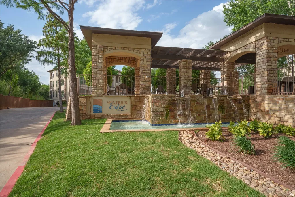 500 Waters Edge Drive Lake Dallas TX 75065