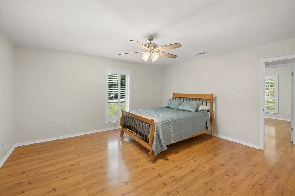 118 Deer Trail Bruceville TX 76630