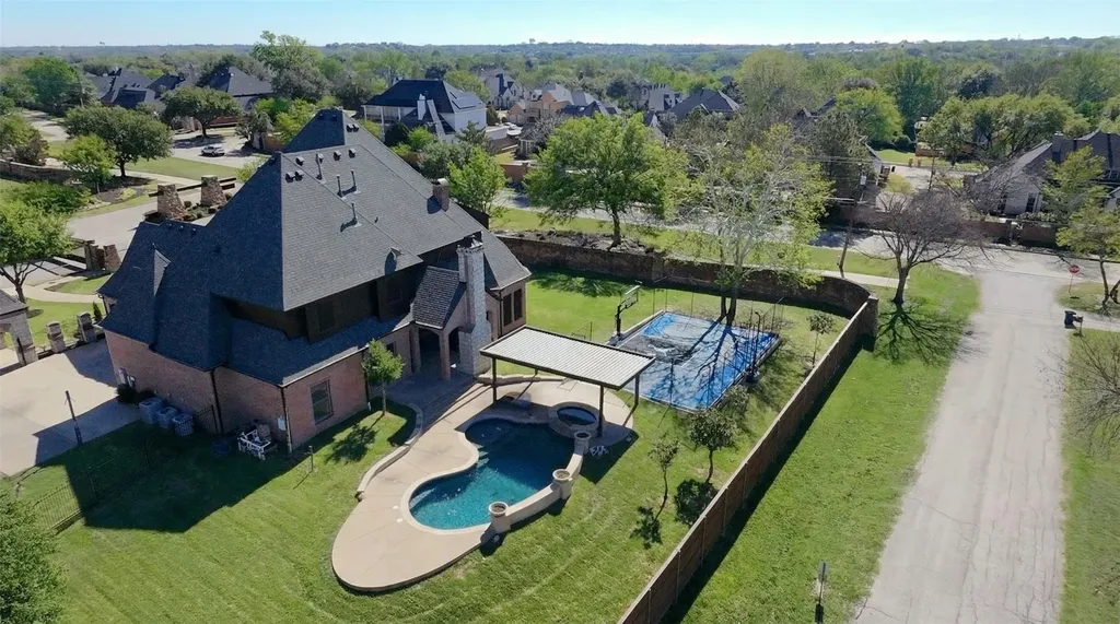 4900 Rockrimmon Court Colleyville TX 76034